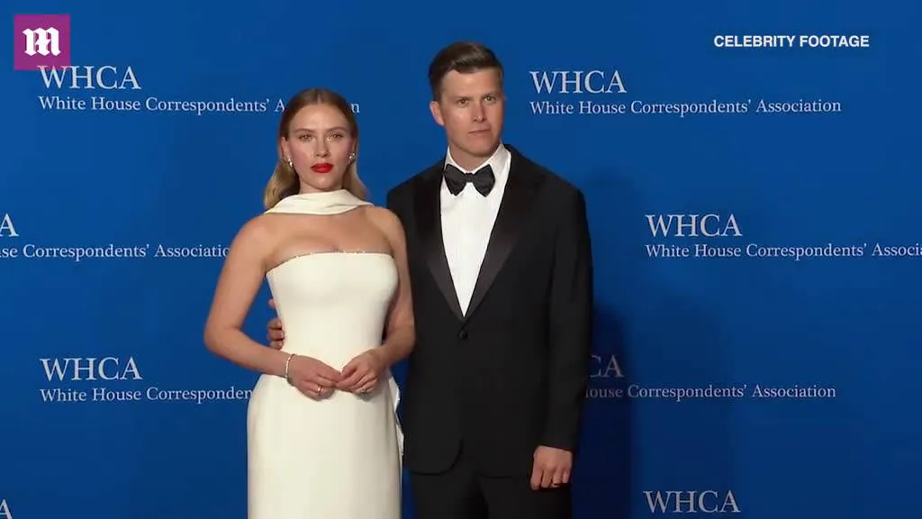 Scarlett Johansson Channels Old Hollywood In a White Gown and Matching Scarf