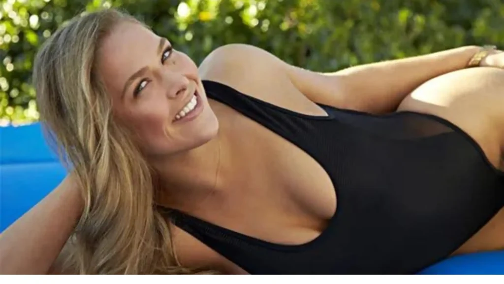 What does Ronda Rousey do to keep her body fit?